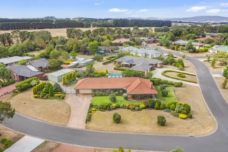2 Wimera Close, Romsey VIC 3434