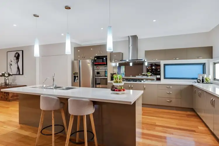 Second view of Homely house listing, 16 Mirtilga Place, Eltham VIC 3095