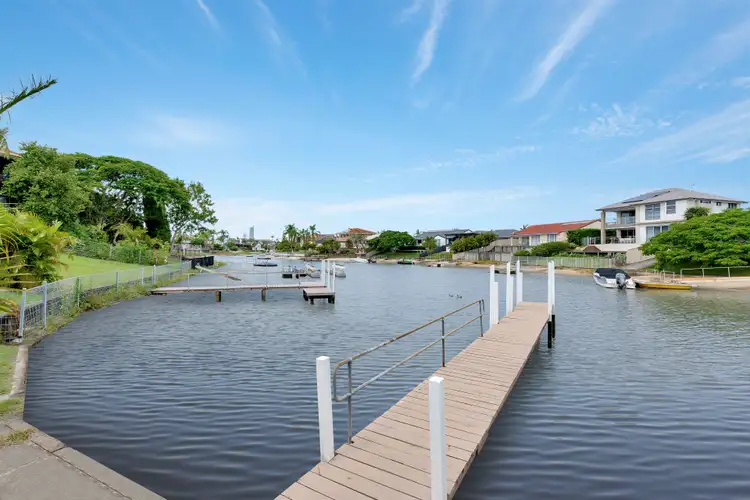 3 Montrose Court, Benowa Waters QLD 4217