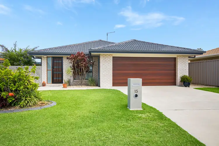 15 Harold Tory Drive, Yamba NSW 2464
