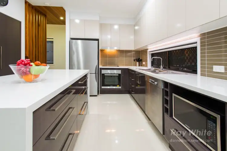 Second view of Homely house listing, 10 Lauder Street, Mount Gravatt East QLD 4122
