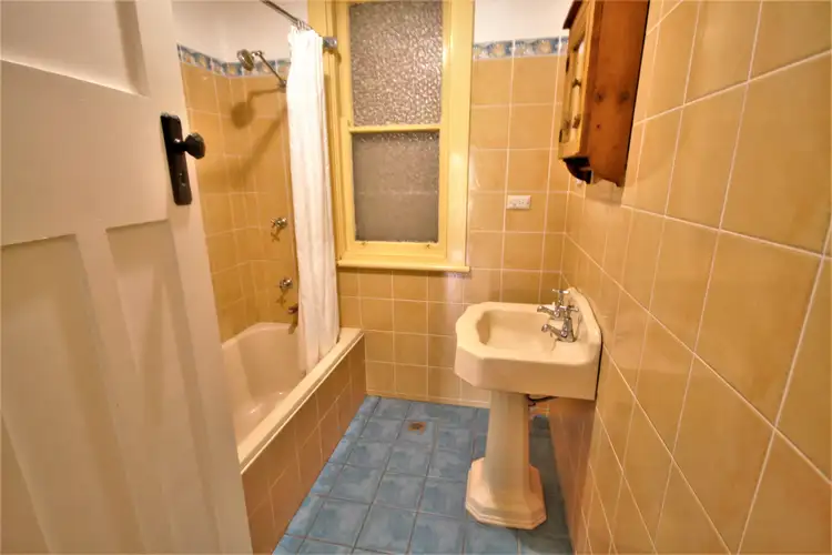 Sixth view of Homely house listing, 43 Currawong Street, Young NSW 2594