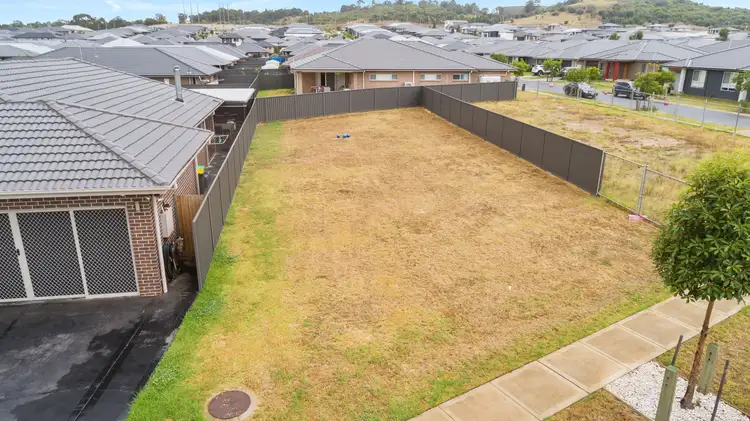 85 Easton Avenue, Spring Farm NSW 2570