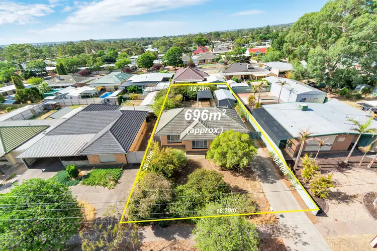 10 Warrigal Street, Para Hills SA 5096