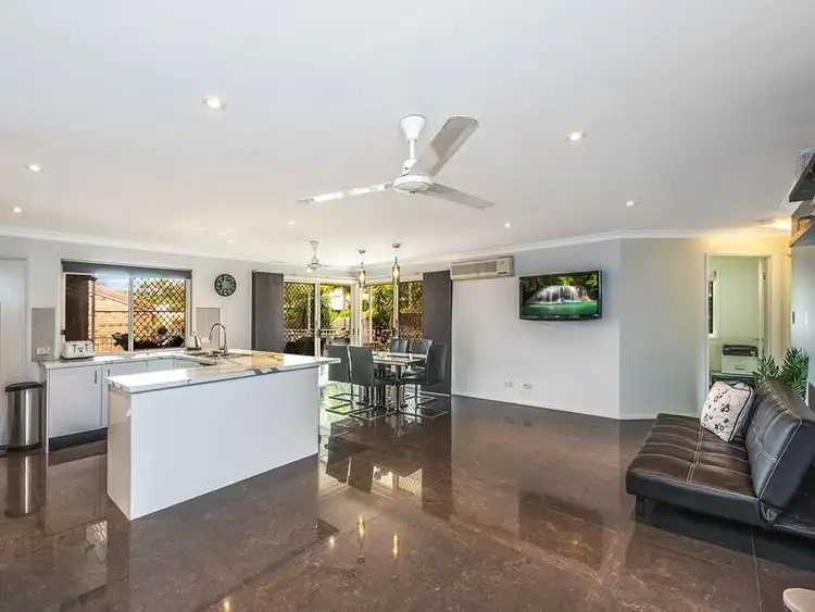 1 Glengyle Place, Forest Lake QLD 4078