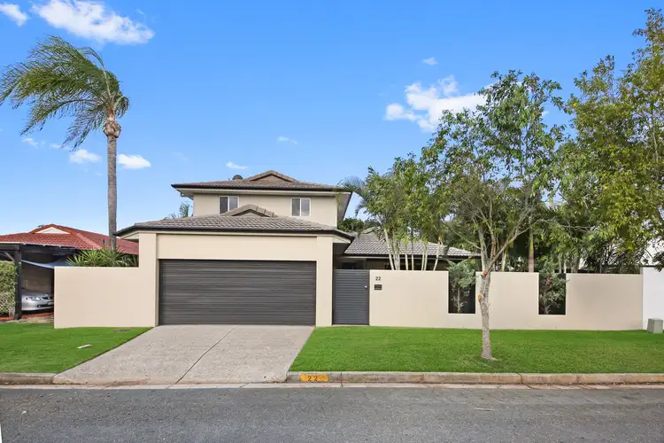 22 McIlwraith Avenue, Sorrento QLD 4217