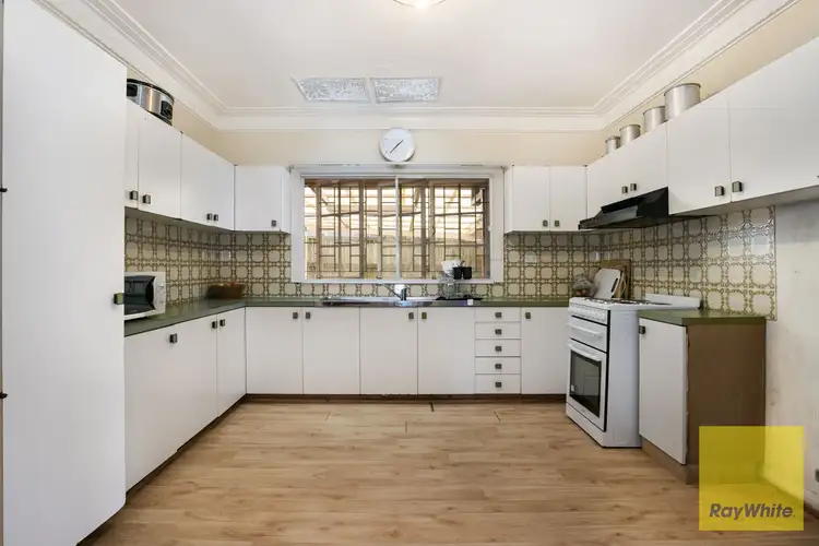 Fifth view of Homely house listing, 2 Mavis Street, St Lucia QLD 4067