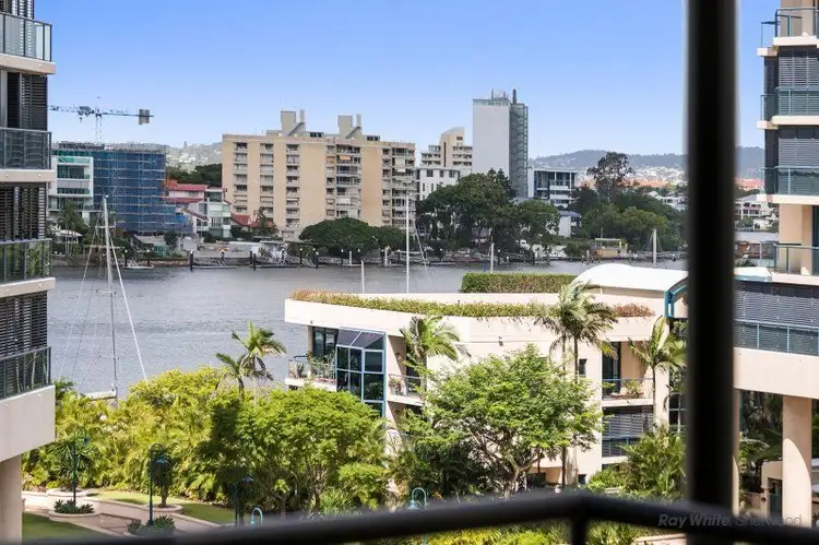 52/15 Goodwin Street, Kangaroo Point QLD 4169