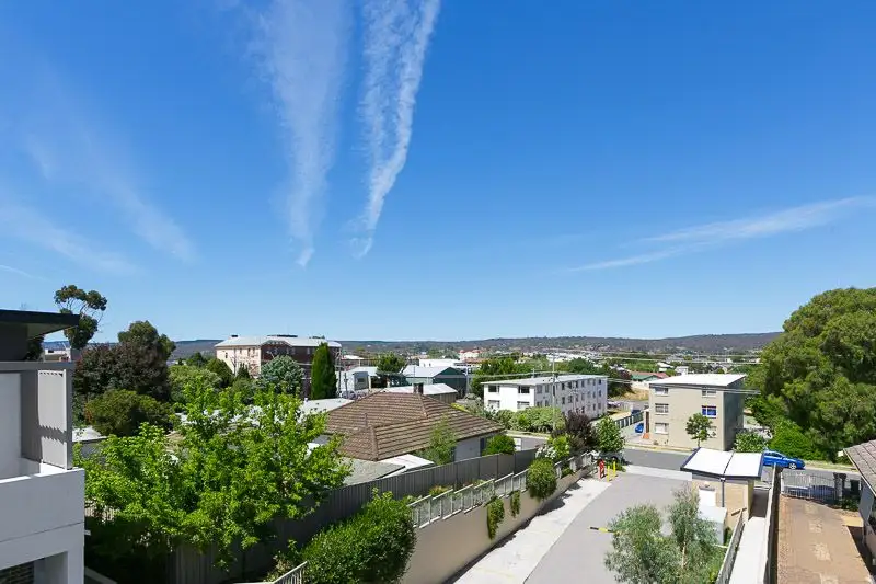 Main view of Homely unit listing, 41/3A Stornaway Road, Queanbeyan NSW 2620