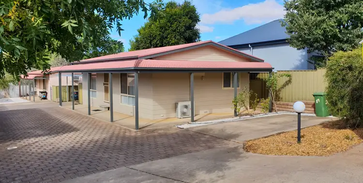 2/37 Agnes Street, Clare SA 5453