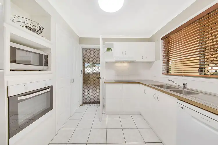 Second view of Homely house listing, 20 Wivenhoe Close, Clinton QLD 4680