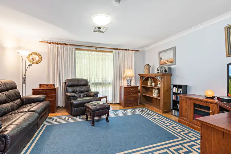 16 Woden Close, Cardiff NSW 2285