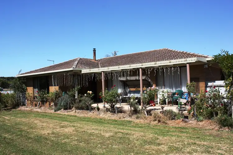 701 Castle Carey, Boorcan VIC 3265