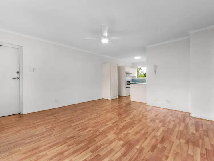 Fourth view of Homely unit listing, 5/25 Kirkland Avenue, Coorparoo QLD 4151