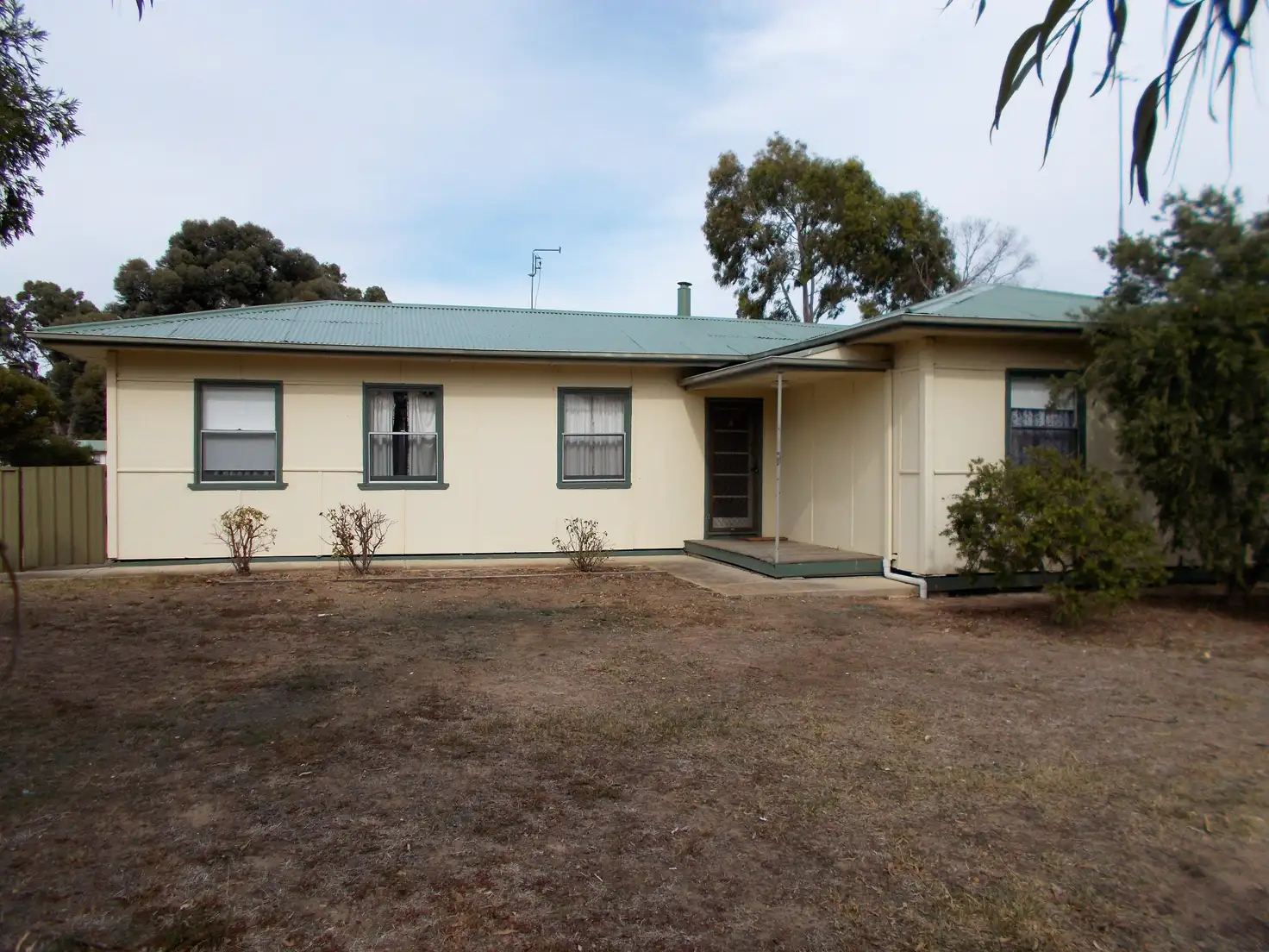 Main view of Homely house listing, 208 Victoria Parade, Bordertown SA 5268
