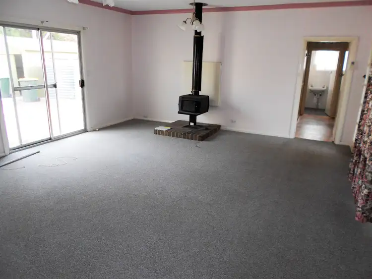 Fifth view of Homely house listing, 208 Victoria Parade, Bordertown SA 5268