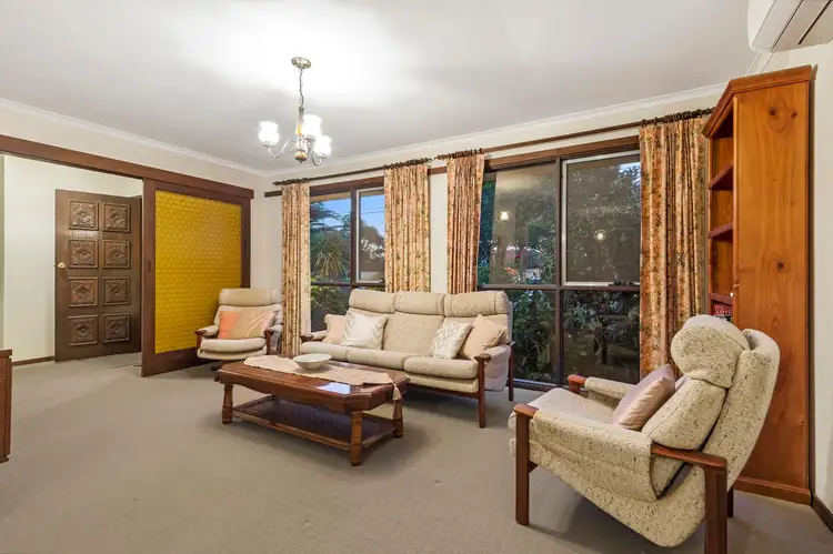 Second view of Homely house listing, 28 Grimwade Crescent, Frankston VIC 3199