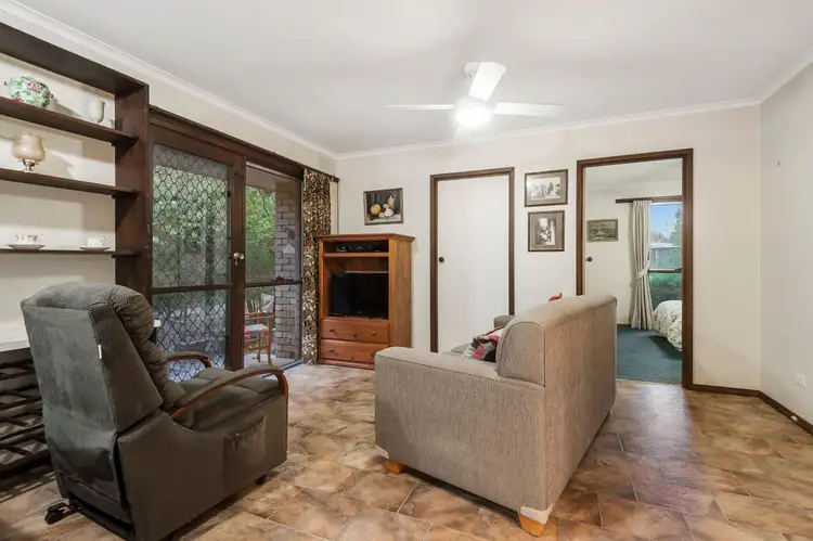 Fifth view of Homely house listing, 28 Grimwade Crescent, Frankston VIC 3199