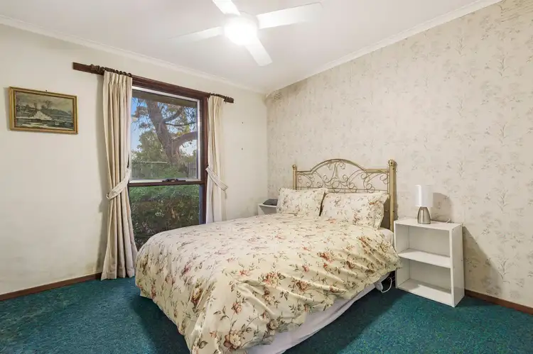 Sixth view of Homely house listing, 28 Grimwade Crescent, Frankston VIC 3199