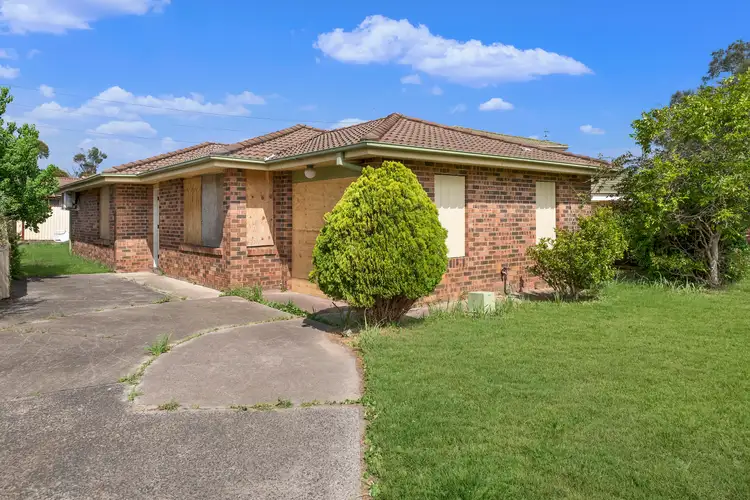 25 Neville Close, Bateau Bay NSW 2261