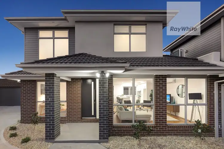 2/13 Waratah Avenue, Tullamarine VIC 3043