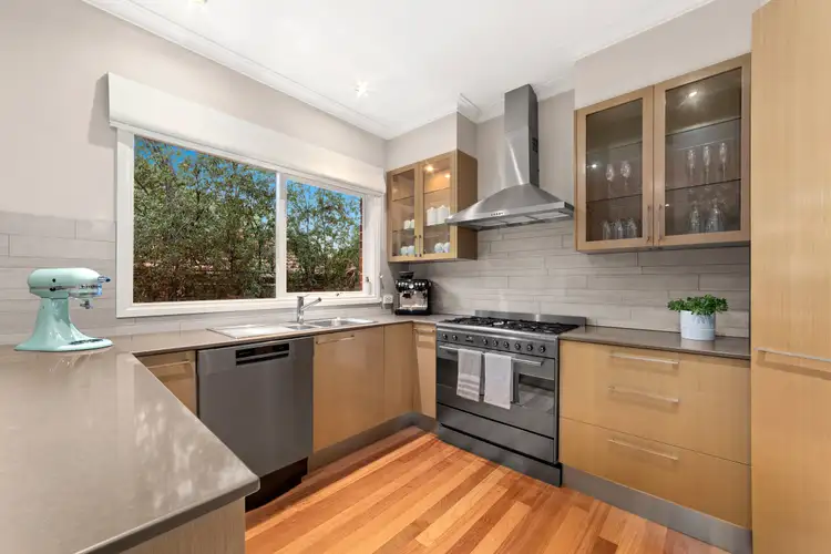 Fifth view of Homely unit listing, 2/31 Cherry Street, Macleod VIC 3085