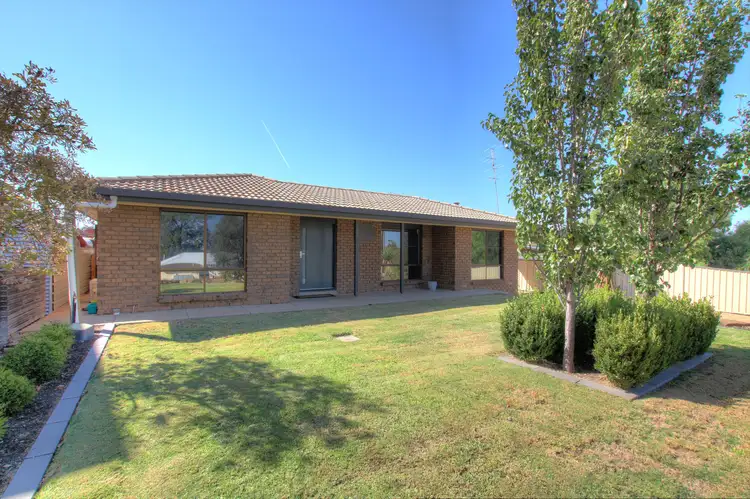 16 Sherwood Avenue, Loxton North SA 5333