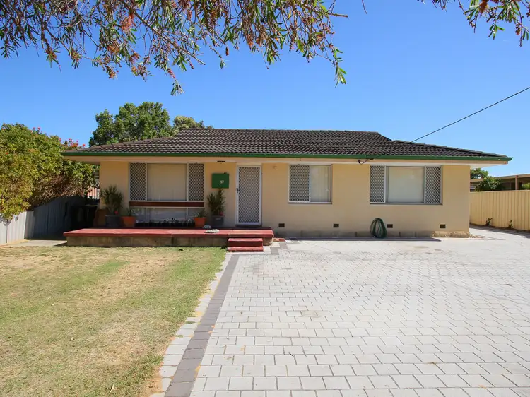 15 Egerton Street, Beckenham WA 6107