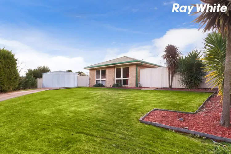 Second view of Homely house listing, 4 Malcolm Court, Pakenham VIC 3810