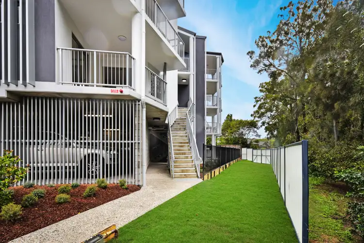2/9 Gilbert Street, Maroochydore QLD 4558