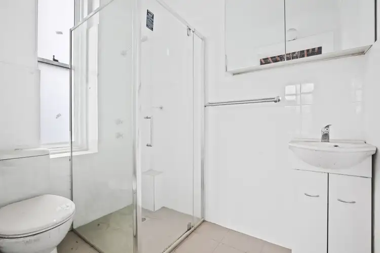 Third view of Homely apartment listing, 9/5 Wylde Street, Potts Point NSW 2011