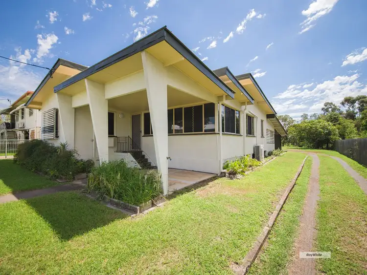 8 Highway Street, Park Avenue QLD 4701