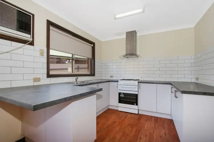 Second view of Homely house listing, 1/4 Dane Place, Wodonga VIC 3690