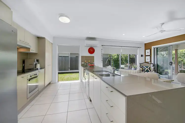 Second view of Homely house listing, 9 GRIFFIN Place, Nudgee QLD 4014