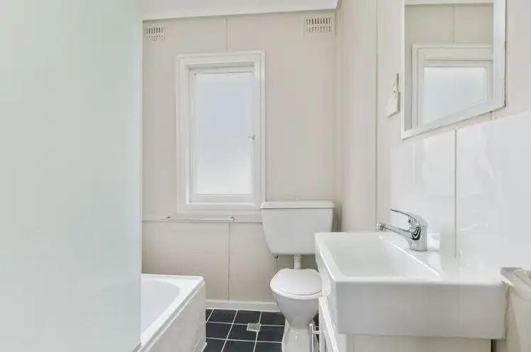 Sixth view of Homely house listing, 15 Kurrawa Crescent, Koonawarra NSW 2530