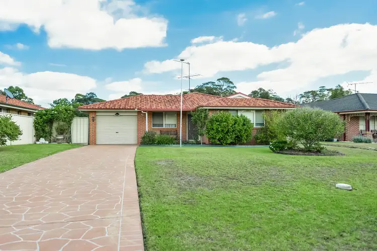 5 Madigan Grove