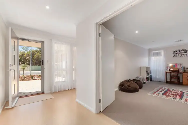 Fourth view of Homely house listing, 2 Davies Court, New Town SA 5554
