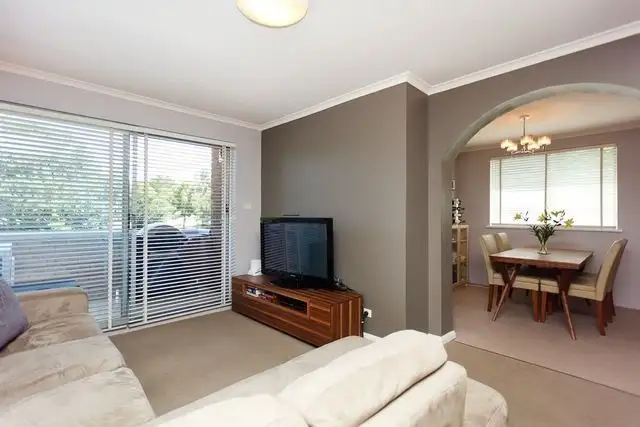 Main view of Homely unit listing, 19/2 Mowatt Street, Queanbeyan NSW 2620