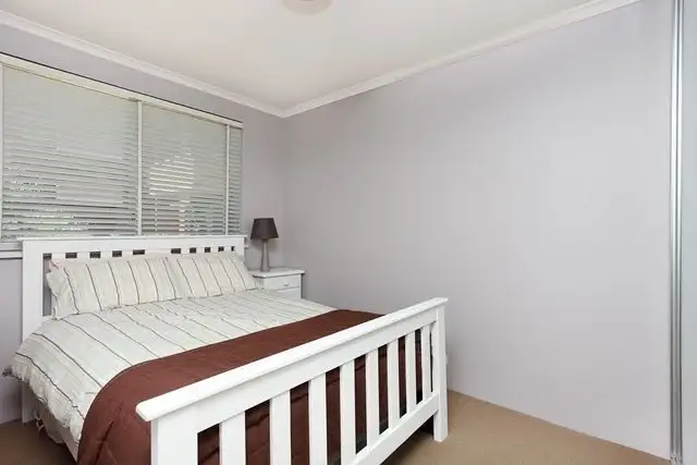 Sixth view of Homely unit listing, 19/2 Mowatt Street, Queanbeyan NSW 2620