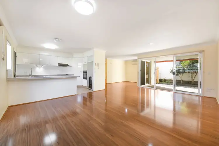 Sixth view of Homely villa listing, 27/31 Langport Parade, Mudgeeraba QLD 4213