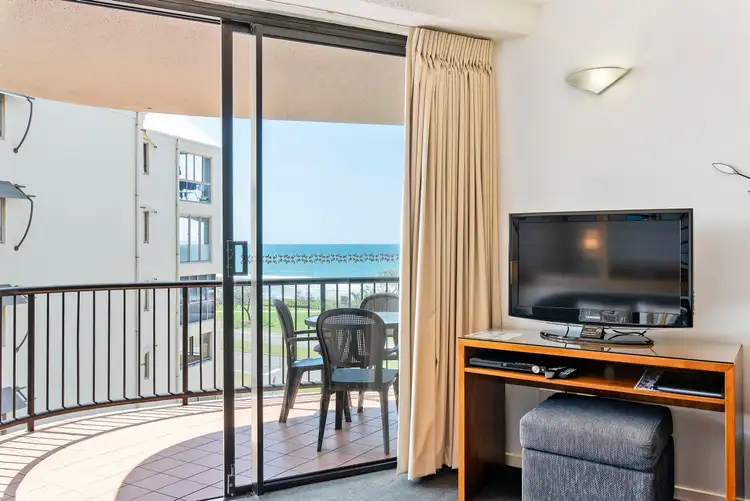 27/136-138 Alexandra Parade, Alexandra Headland QLD 4572