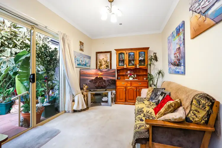 Fifth view of Homely unit listing, 3/17 Gladstone Parade, Glenroy VIC 3046