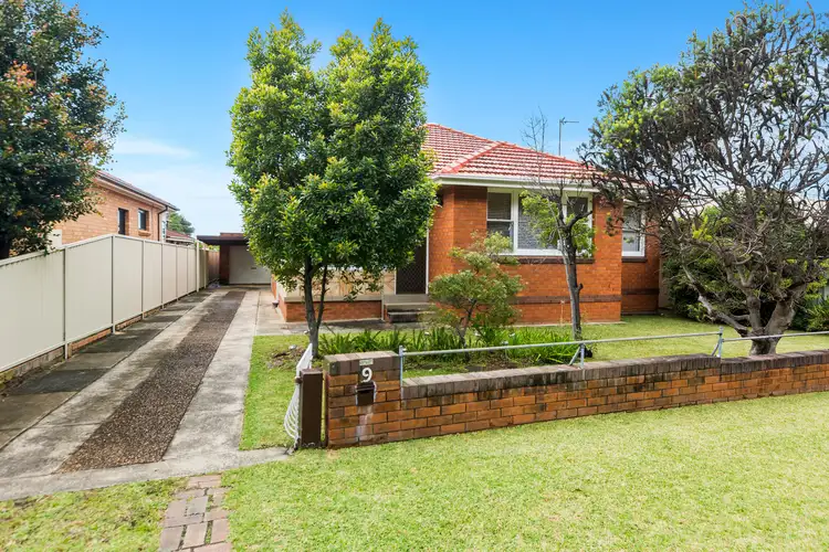 9 Chenhalls Street, Woonona NSW 2517