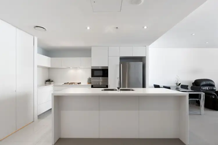 Fifth view of Homely unit listing, 21201 'The Oracle' 21 Elizabeth Avenue, Broadbeach QLD 4218