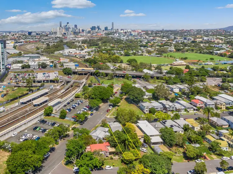 Main view of Homely house listing, 3 Bale Street, Albion QLD 4010