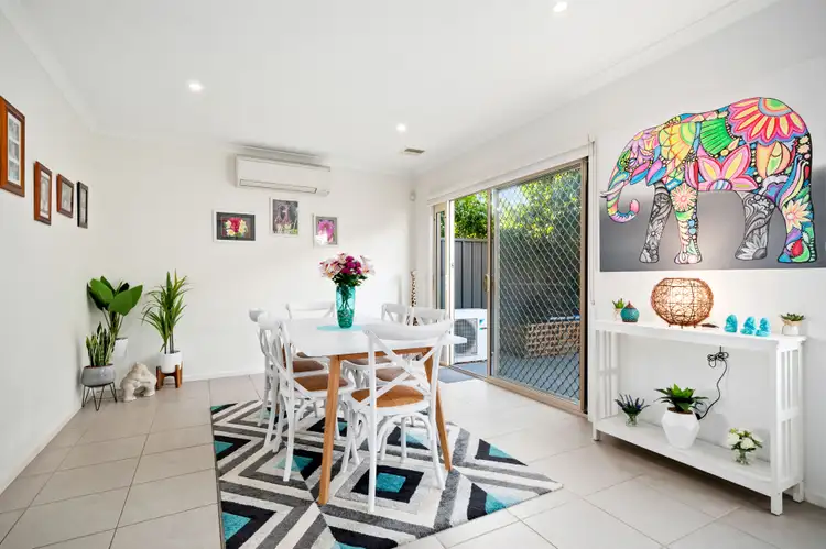 15 Atlantic Drive, Pakenham VIC 3810