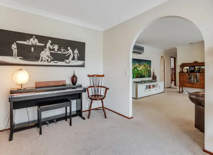 Sixth view of Homely house listing, 2 Kiowa Drive, Mudgeeraba QLD 4213