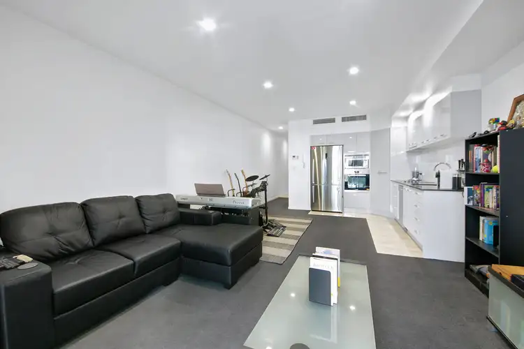 Second view of Homely house listing, 8/482 Upper Roma Street, Brisbane QLD 4000