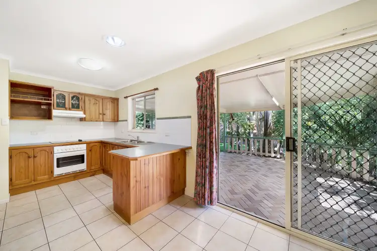 Sixth view of Homely house listing, 10 Donna Avenue, Rochedale South QLD 4123