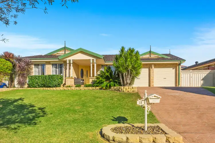 18 Ashton Vale Grove, Horsley NSW 2530